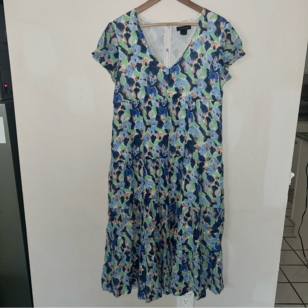 Club Monaco Floral V-Neck Dress